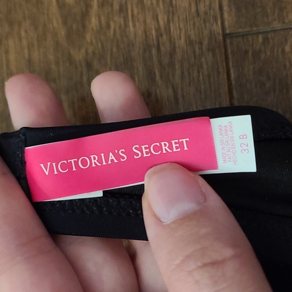 Victoria's Secret Bikini Top - Picture 3 of 5